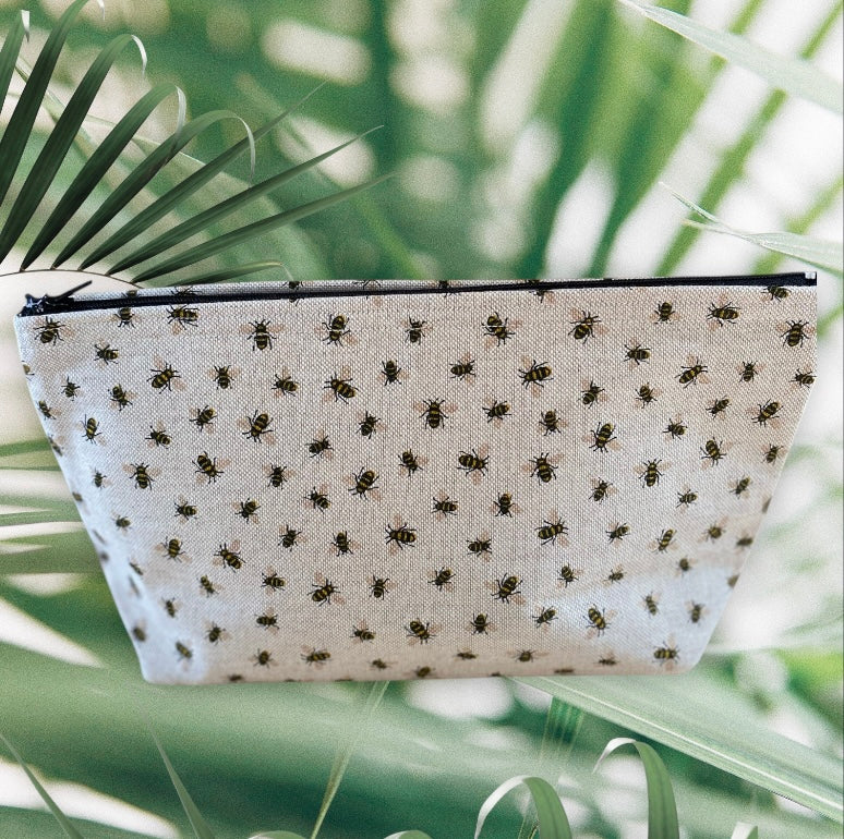 Natural Bee Handmade Fabric Washbag