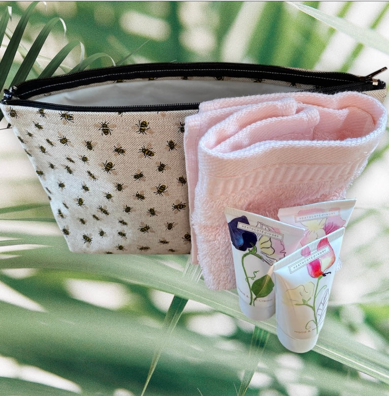 Natural Bee Handmade Fabric Washbag